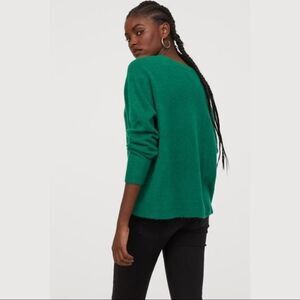 ✨ H&M Fine-knit Sweater✨